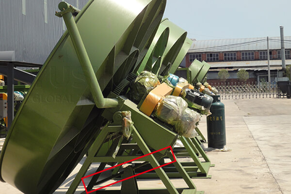 Angulo-de-disco-ajustable-para-variar-el-tamano-del-pellet-fertilizante