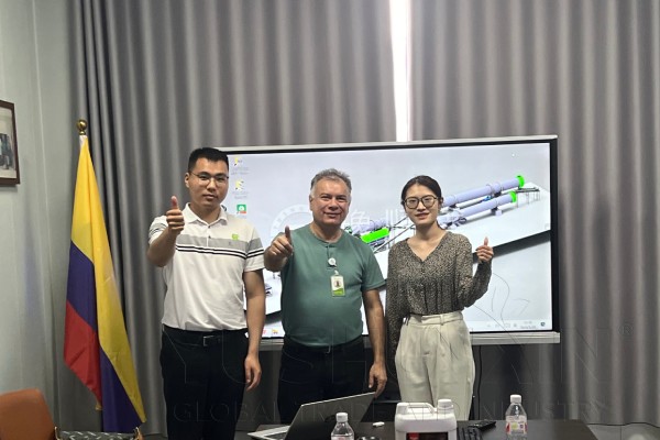 discutimos con un fabricante colombiano un sistema fertilización estiércol pollo