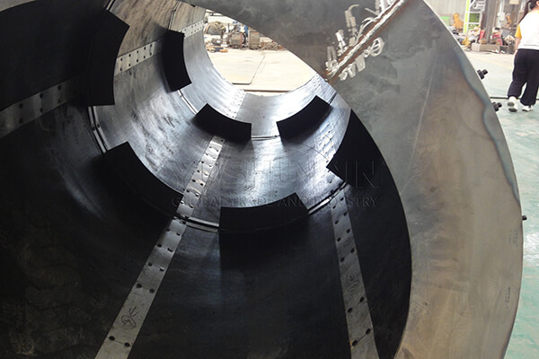 Revestimiento de caucho del tambor peletizador para la reducción de la erosión